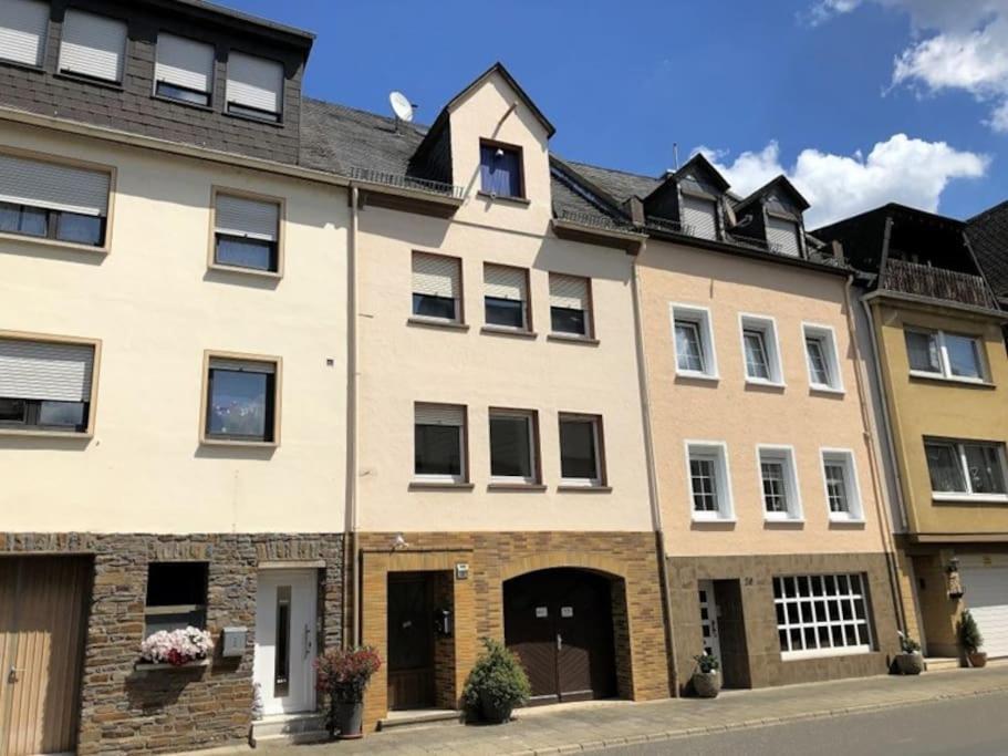 Schwanennest Zell an der Mosel